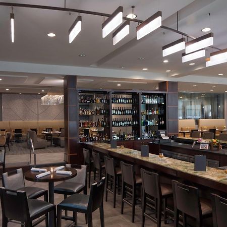 The Westin Mount Laurel Hotel Restaurant photo