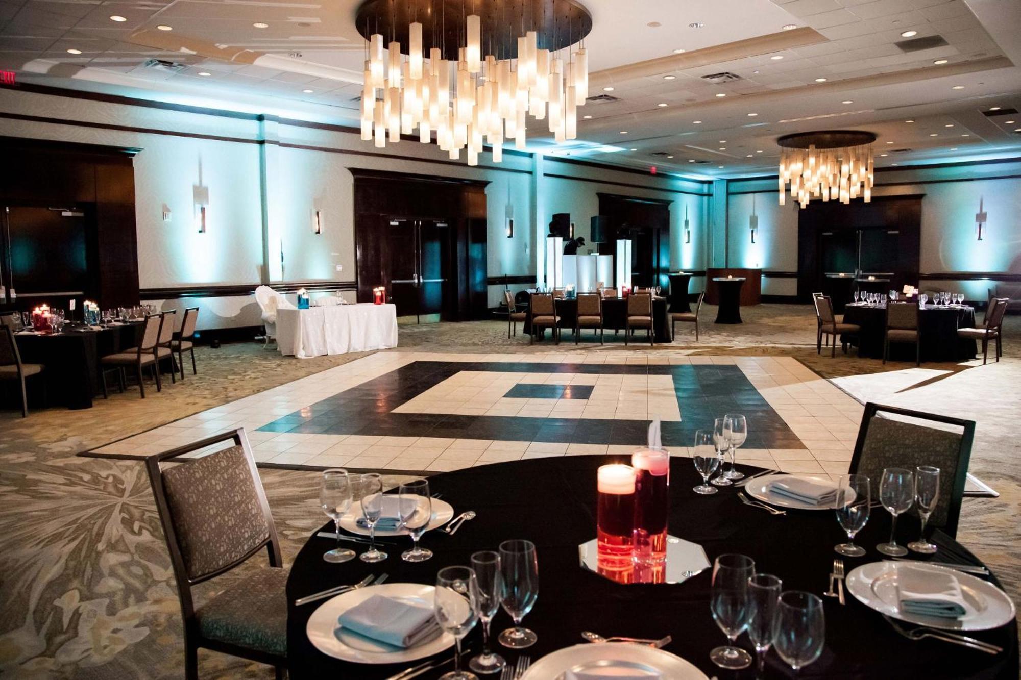 The Westin Mount Laurel Hotel Exterior photo