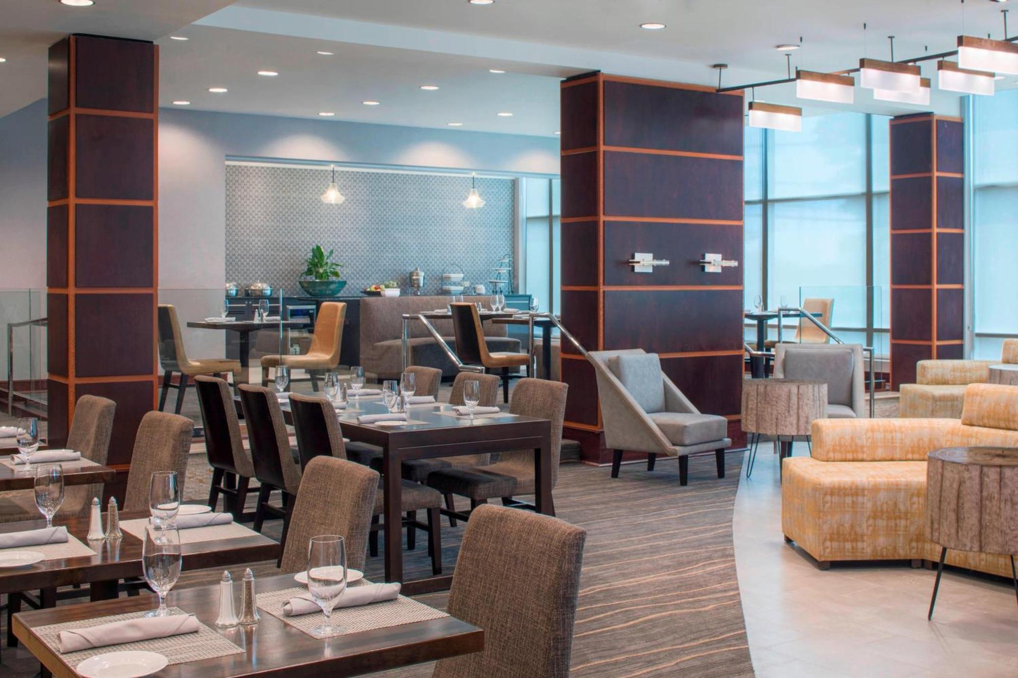 The Westin Mount Laurel Hotel Exterior photo