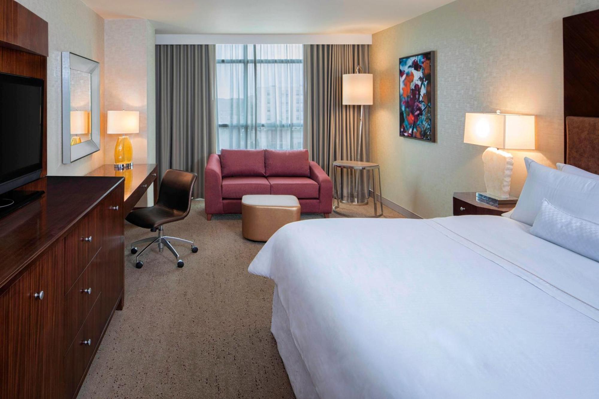 The Westin Mount Laurel Hotel Exterior photo