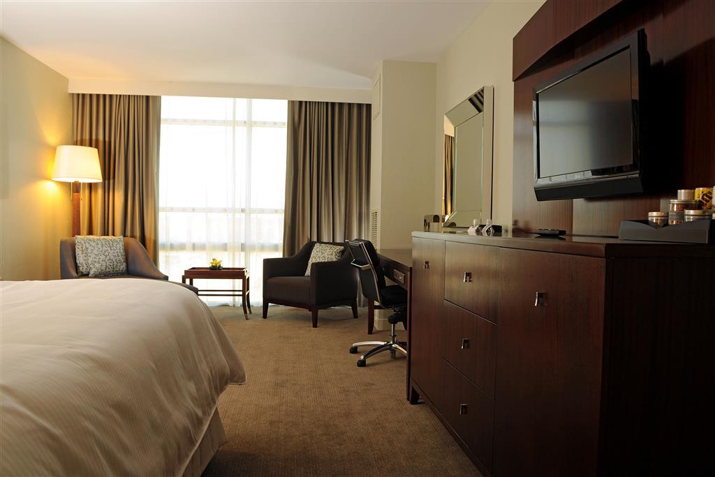 The Westin Mount Laurel Hotel Room photo